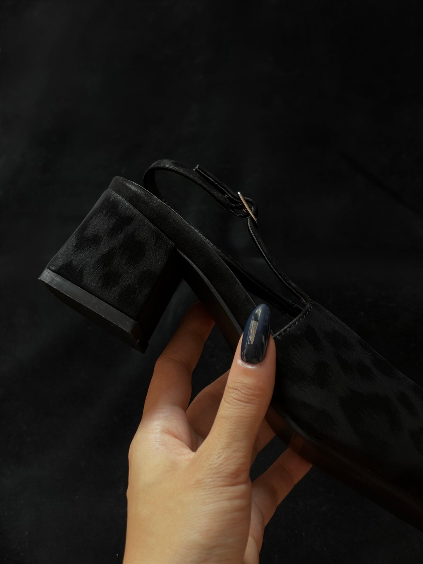 《 NEW ! 》Handmade Slingback Heels