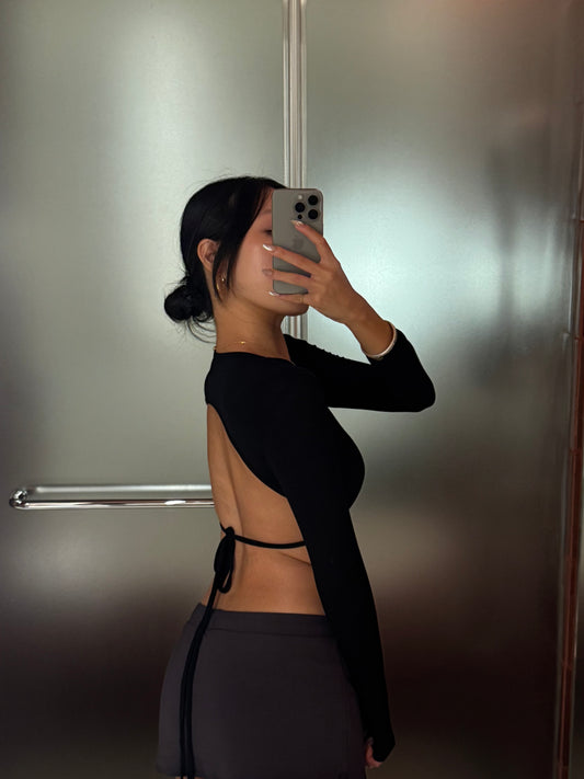 《 NEW! 》Open Back Long Sleeve
