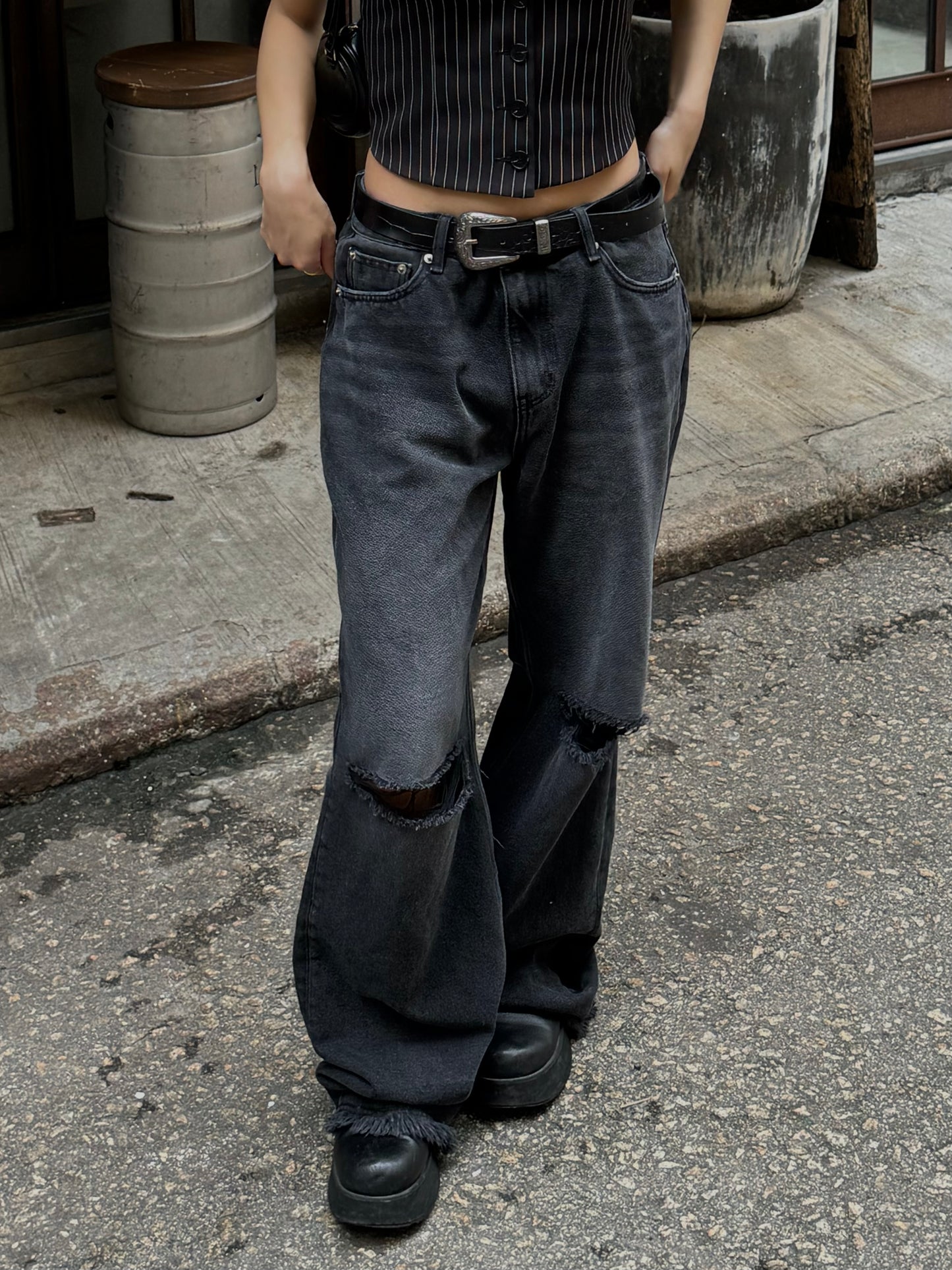 UNISEX Loose fit wide leg ripped jeans