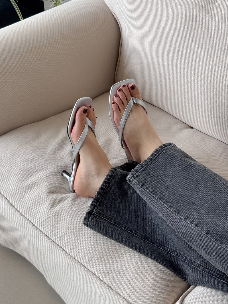 Basic Sandal