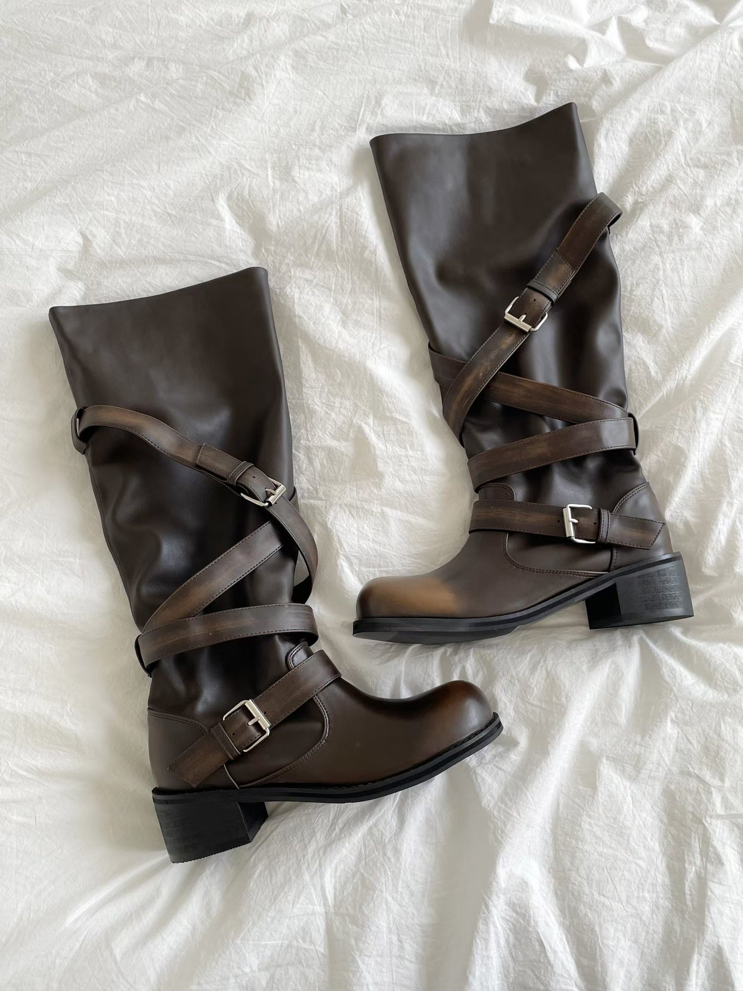 《 NEW! 》Buckle Washed Boots