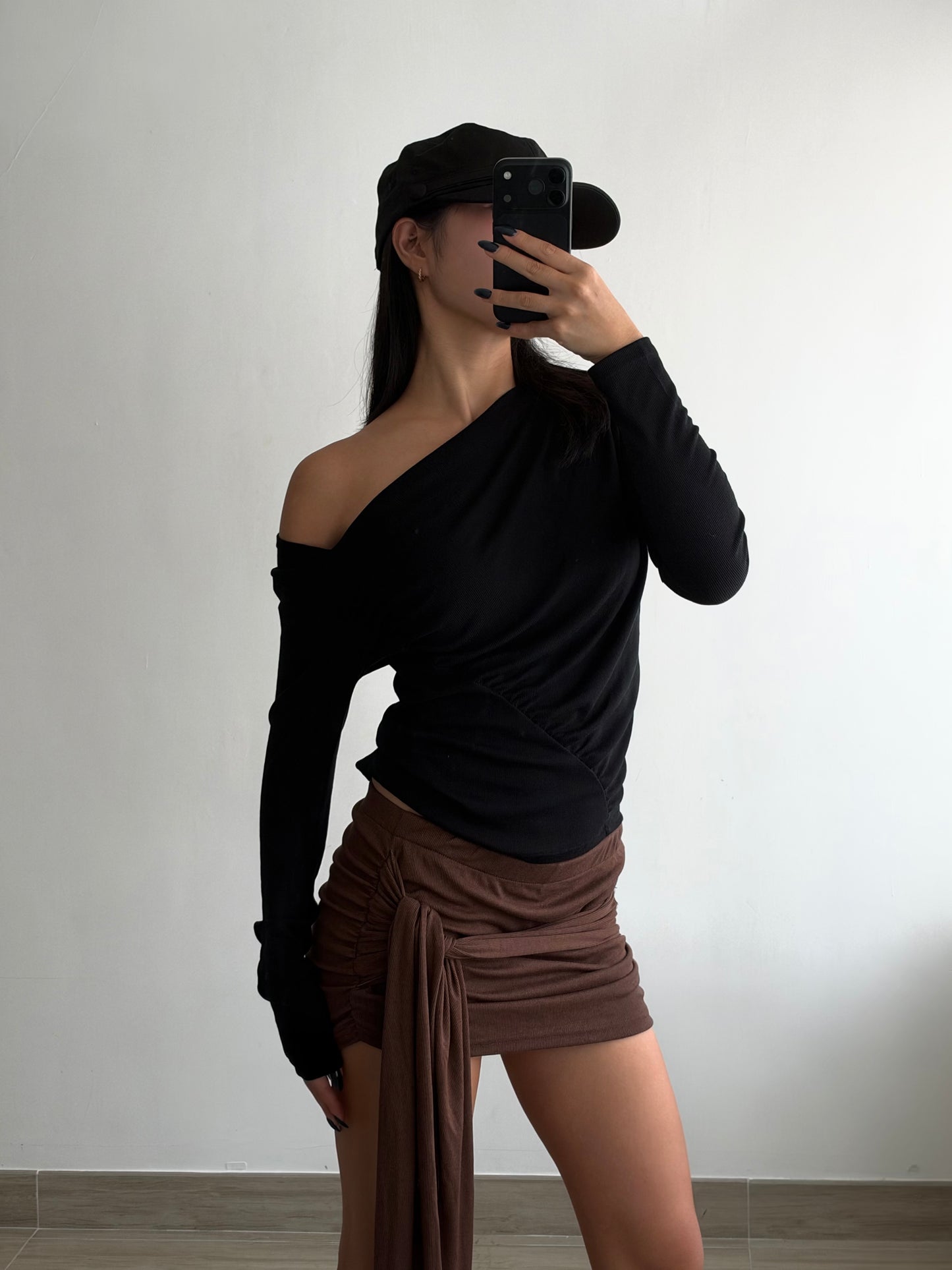 《 NEW! 》One Shoulder Long Sleeve