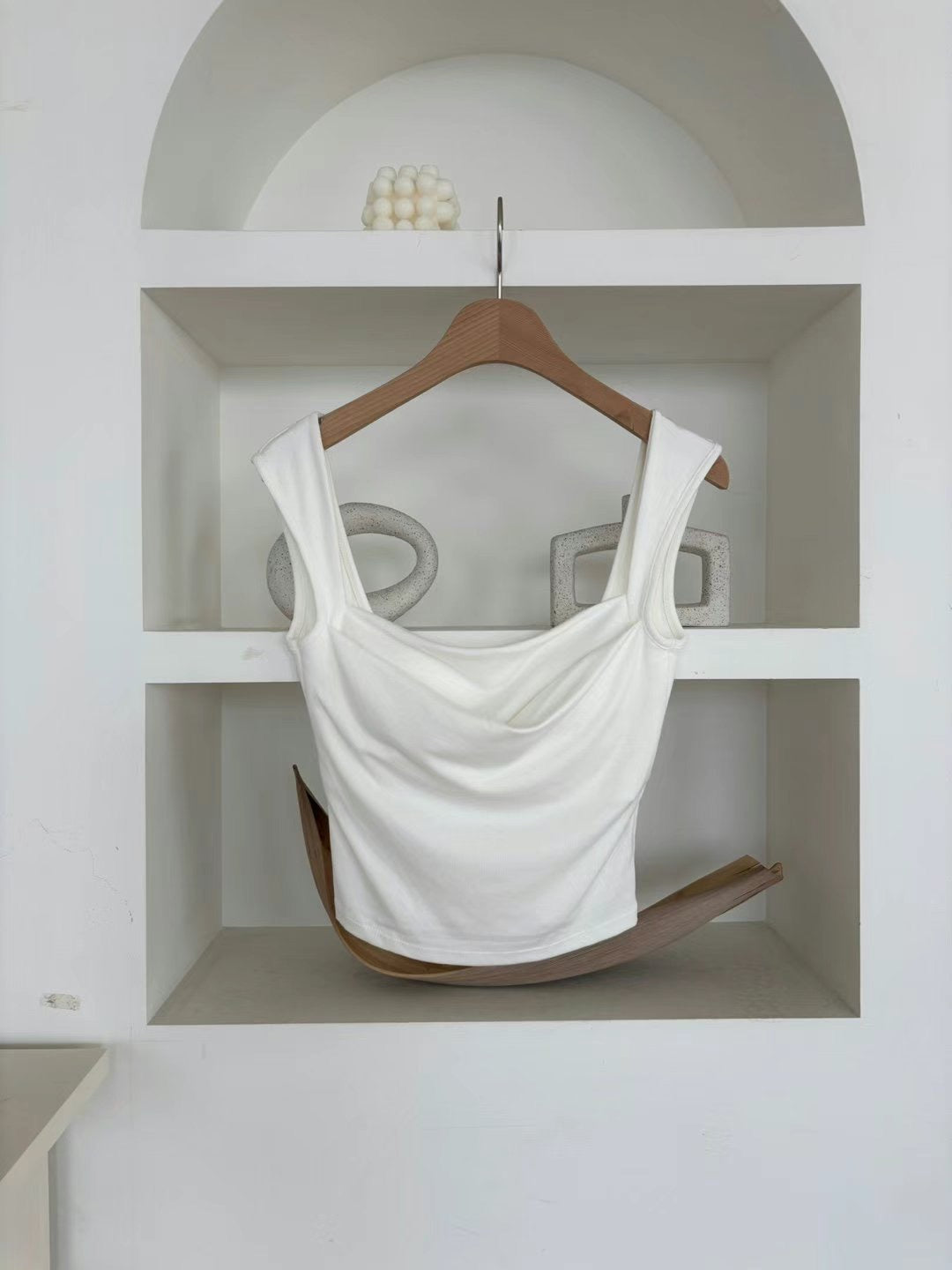 Square neck Tee with pad