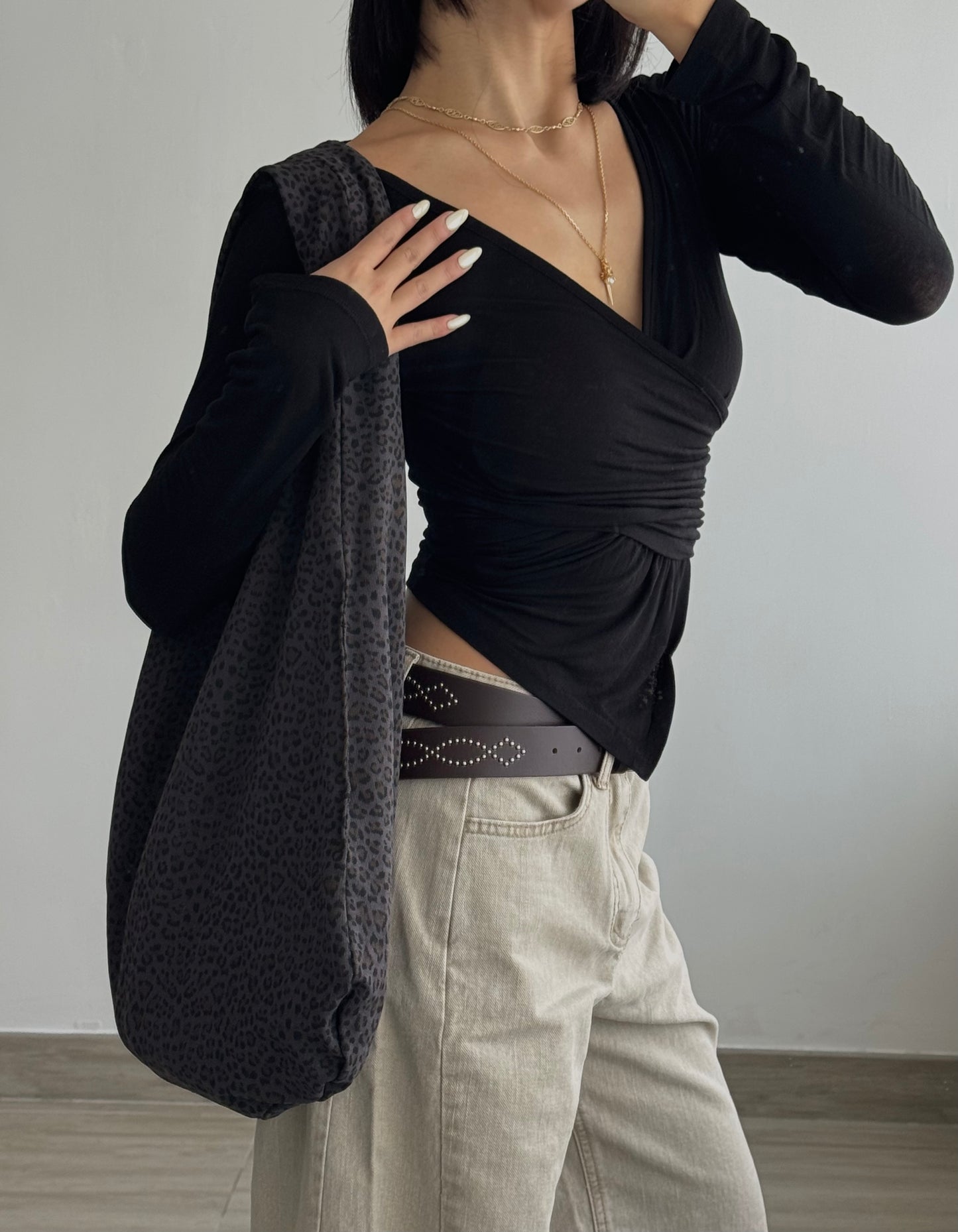 [ BEST ! ] V Long Sleeve