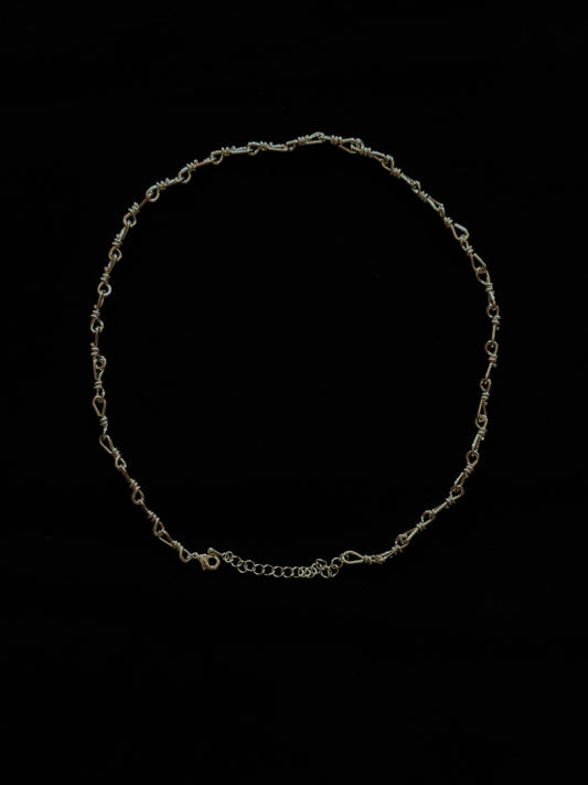 《 NEW ! 》Tangled Necklace
