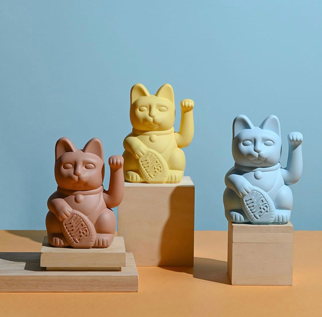 《 經典 》德國品牌DONKEY 招財貓